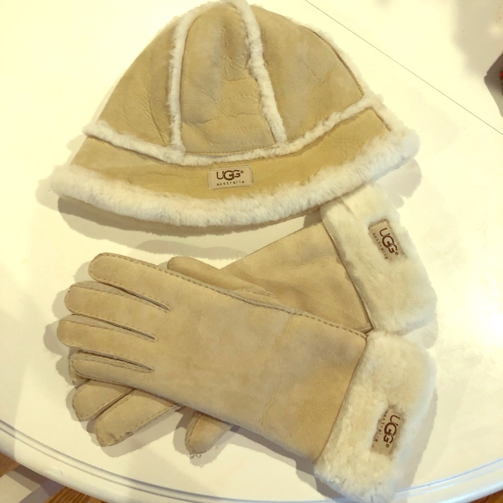 UGG Hat and Gloves